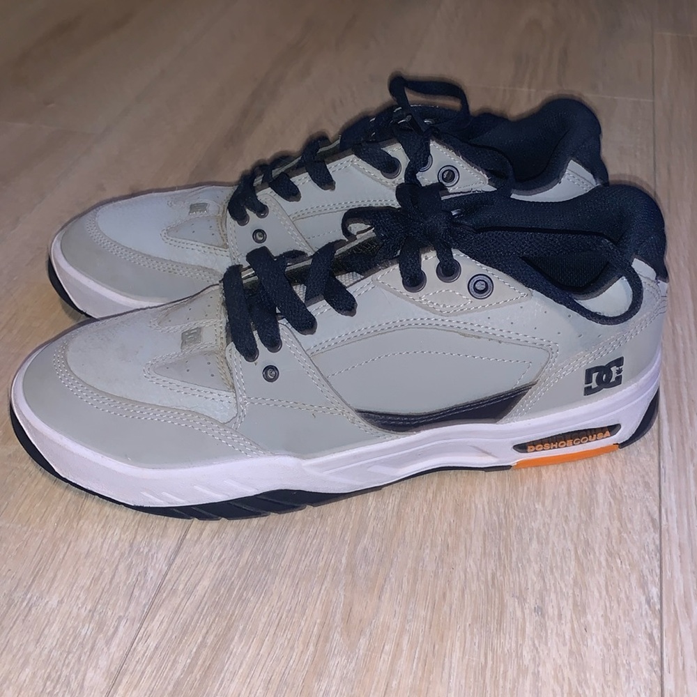DC Shoes Maswell men’s grey skater shoes